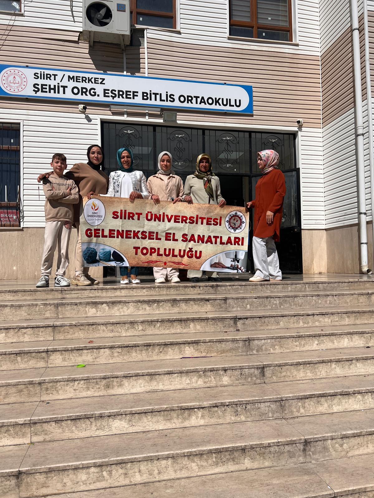 ŞEHİT ORG. EŞREF BİTLİS ORTAOKULU EBRU ETKİNLİĞİ