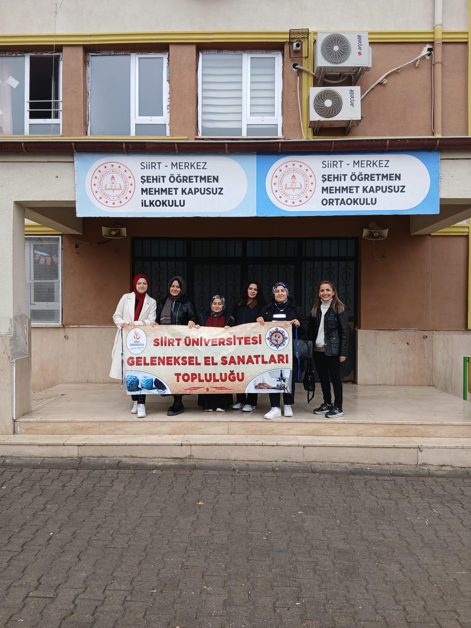 ŞEHİT ÖĞRETMEN MEHMET KAPUSUZ ORTAOKULU EBRU ETKİNLİĞİ